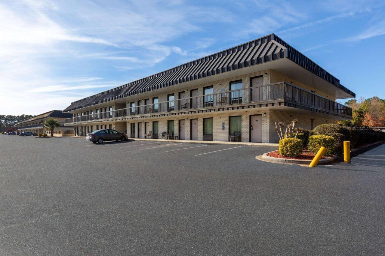 Days Inn By Wyndham Florence/I-95 North Ngoại thất bức ảnh