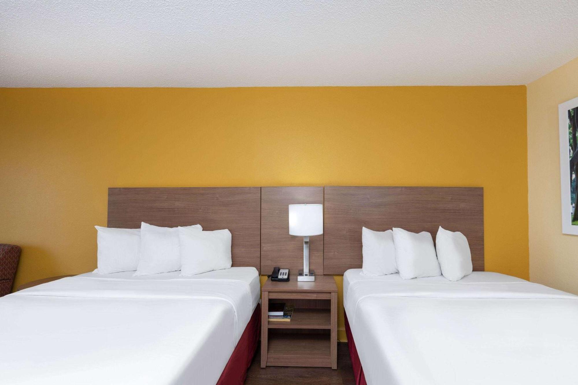 Days Inn By Wyndham Florence/I-95 North Ngoại thất bức ảnh