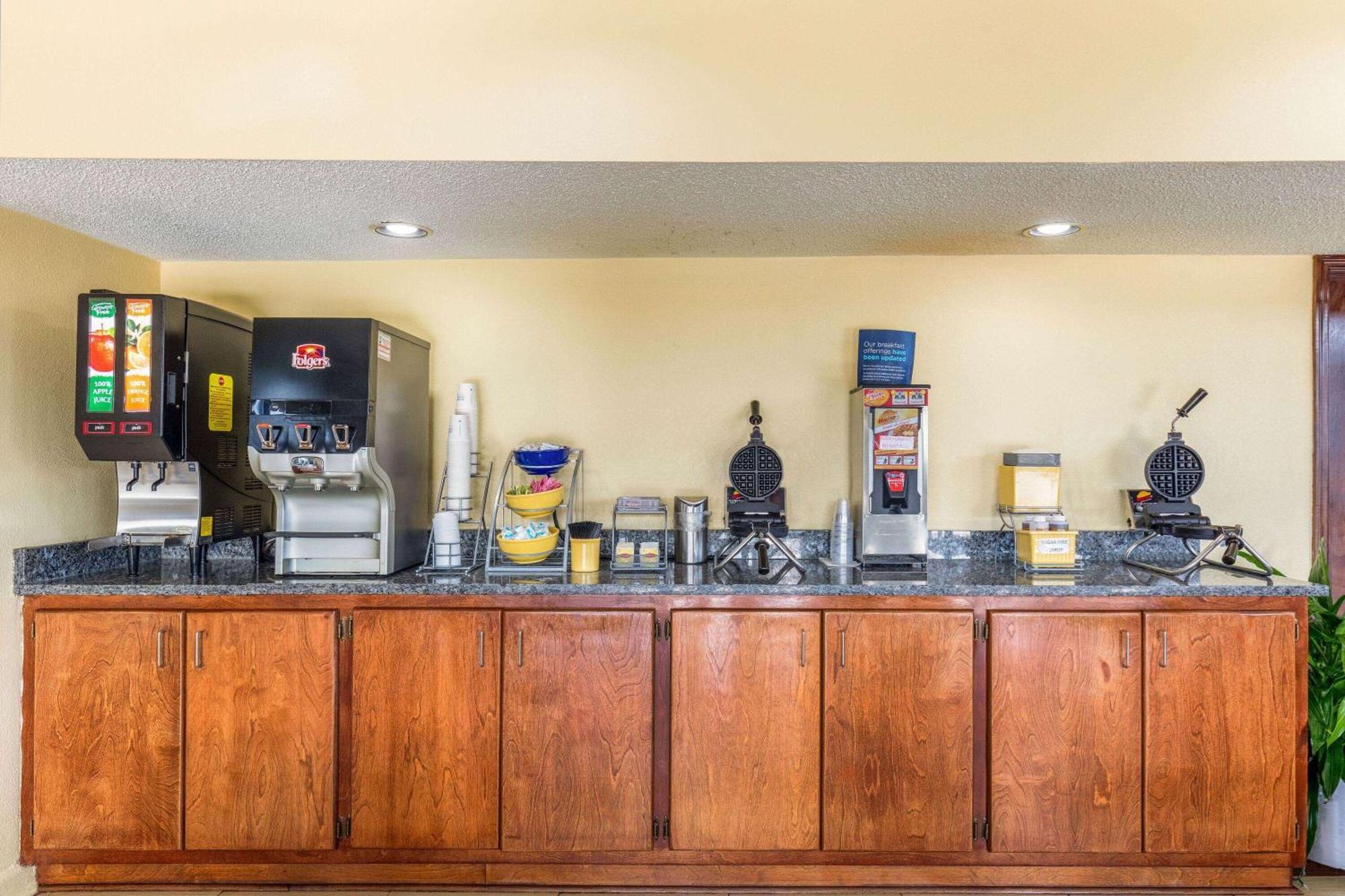 Days Inn By Wyndham Florence/I-95 North Ngoại thất bức ảnh