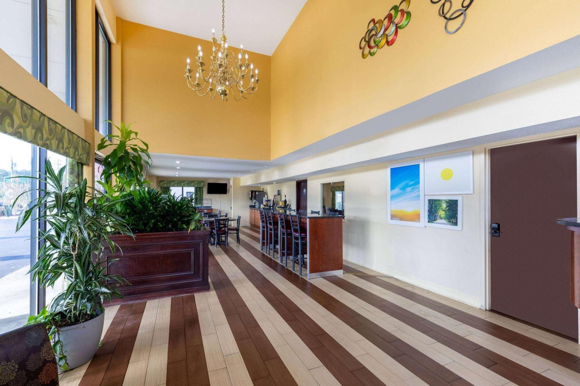 Days Inn By Wyndham Florence/I-95 North Ngoại thất bức ảnh