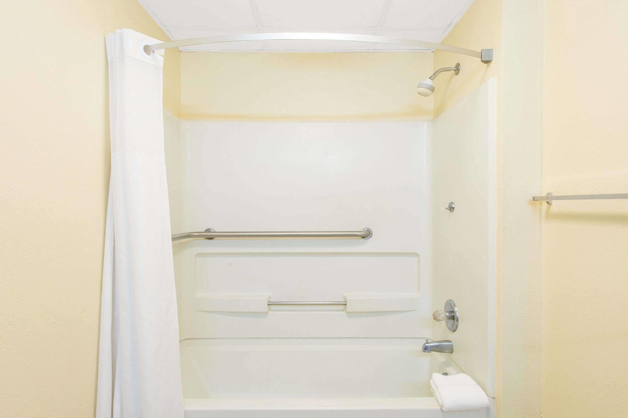 Days Inn By Wyndham Florence/I-95 North Ngoại thất bức ảnh